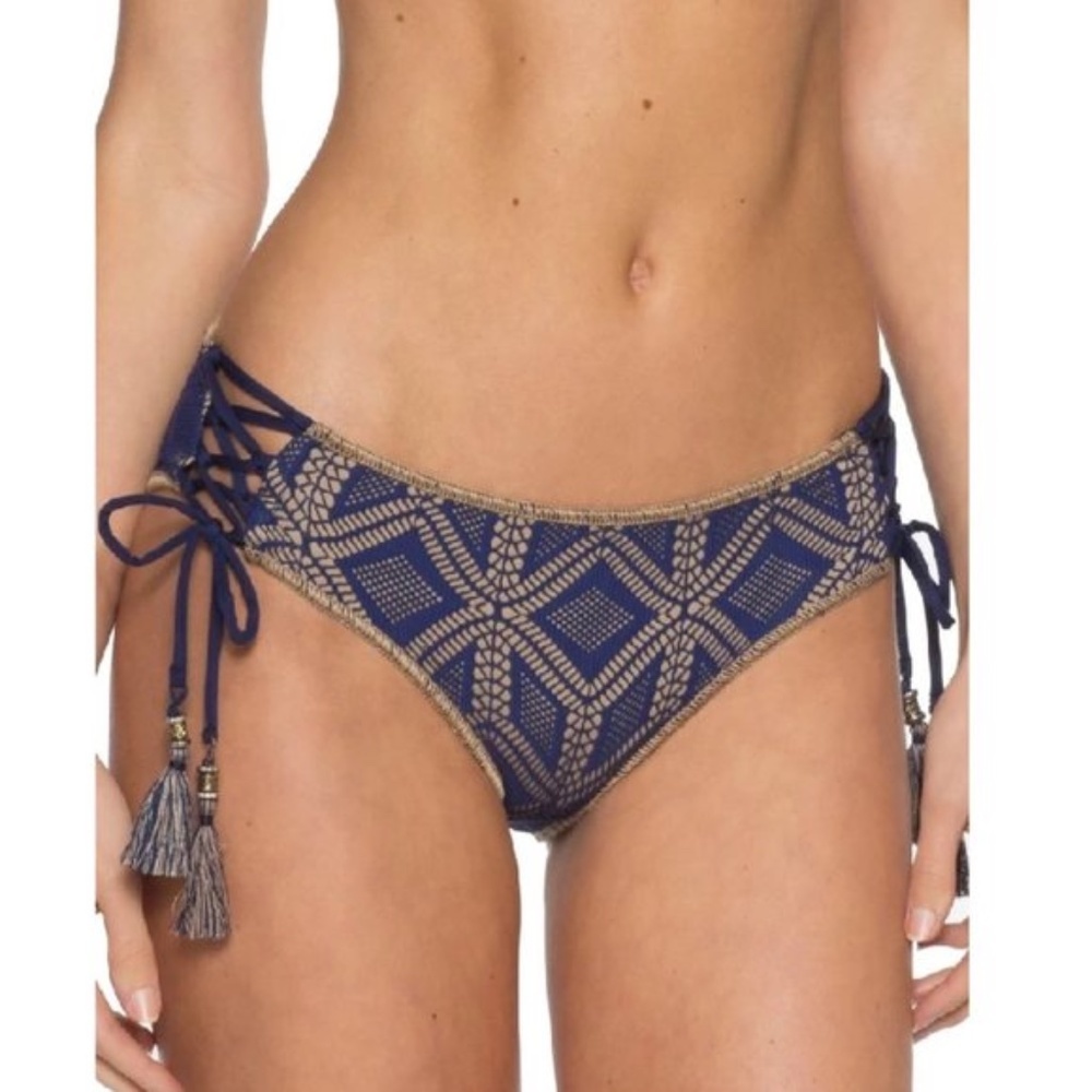 NWOT Becca By Rebecca Virtue Wanderlust Loop Tie Side Bottom